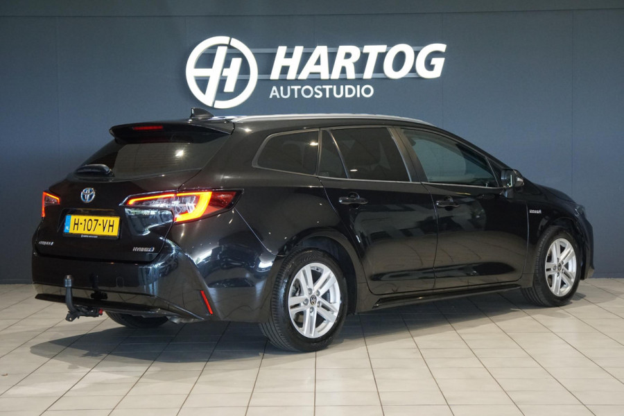 Toyota Corolla Touring Sports 1.8 Hybrid Active + KEYLESS / CAMERA / CARPLAY / TREKHAAK