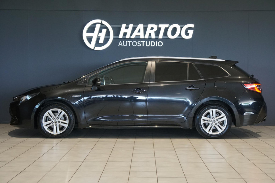 Toyota Corolla Touring Sports 1.8 Hybrid Active + KEYLESS / CAMERA / CARPLAY / TREKHAAK
