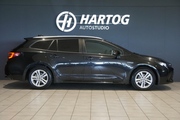 Toyota Corolla Touring Sports 1.8 Hybrid Active + KEYLESS / CAMERA / CARPLAY / TREKHAAK
