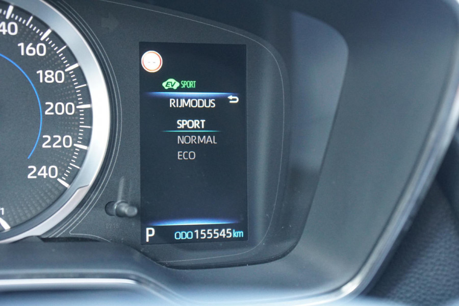 Toyota Corolla Touring Sports 1.8 Hybrid Active + KEYLESS / CAMERA / CARPLAY / TREKHAAK