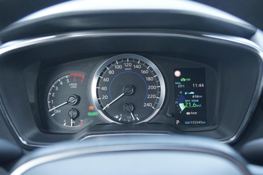 Toyota Corolla Touring Sports 1.8 Hybrid Active + KEYLESS / CAMERA / CARPLAY / TREKHAAK