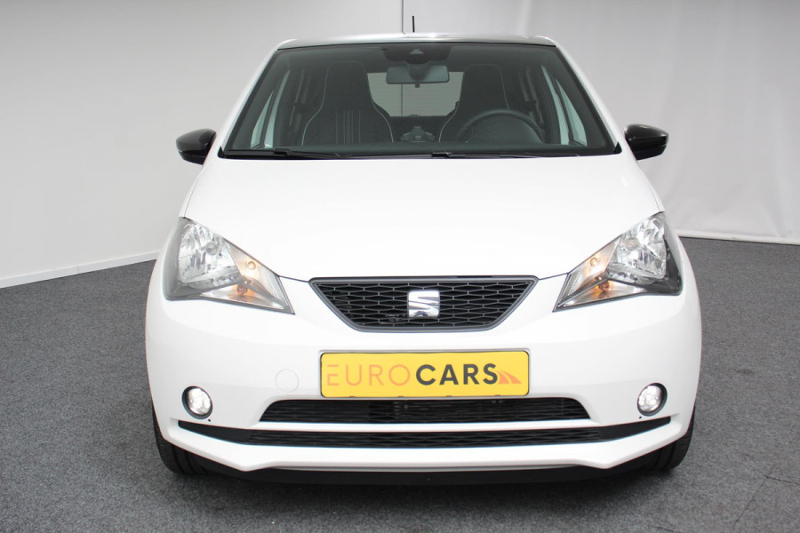Seat Mii Electric electric Plus 61KW Climate control  Bluetooth Parkeersensoren Achter Lichtmetalen Velgen