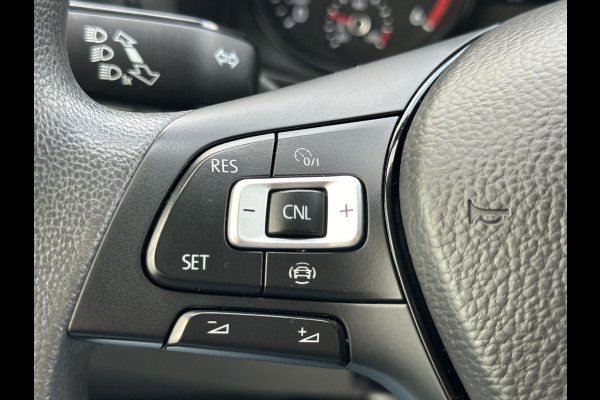 Volkswagen Crafter 35 2.0 TDI L4H3*A/C*CRUISE*HAAK*CAM*CARPLAY*3PERS*