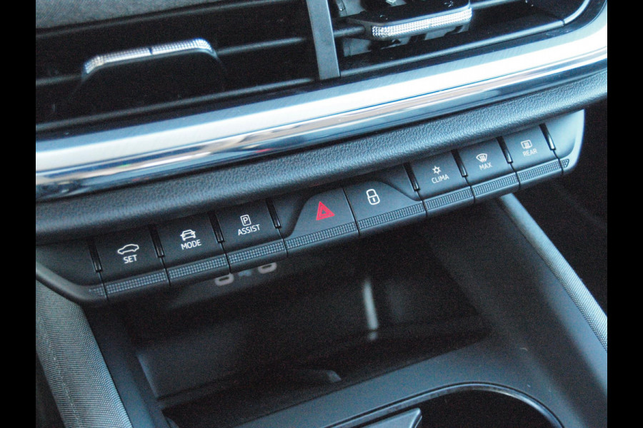 Škoda ENYAQ iV 80 | Camera | Apple Carplay | Cruise Control | Trekhaak |