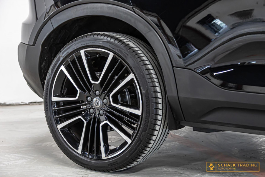 Volvo XC40 1.5 T5 Recharge H&K|21inch|R-Design|360 cam|Gara