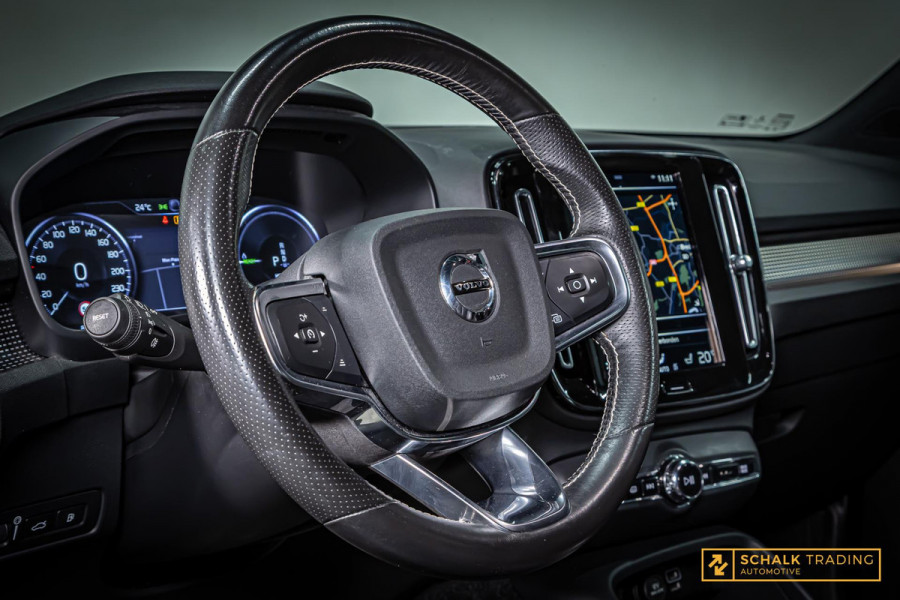 Volvo XC40 1.5 T5 Recharge H&K|21inch|R-Design|360 cam|Gara