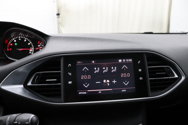 Peugeot 308 SW 1.2 PureTech Blue*ECC*CRUISE*NAVI*PANO*CAM*CARPLAY
