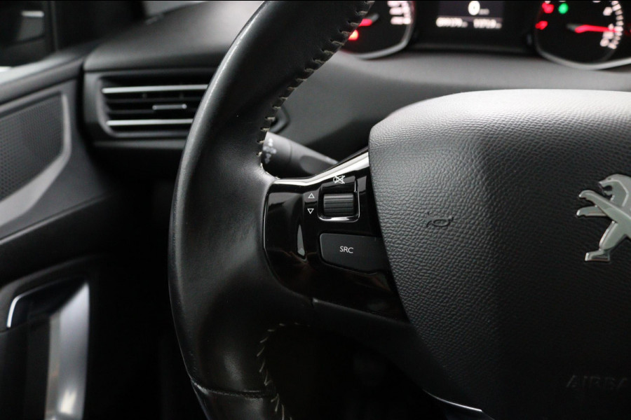 Peugeot 308 SW 1.2 PureTech Blue*ECC*CRUISE*NAVI*PANO*CAM*CARPLAY