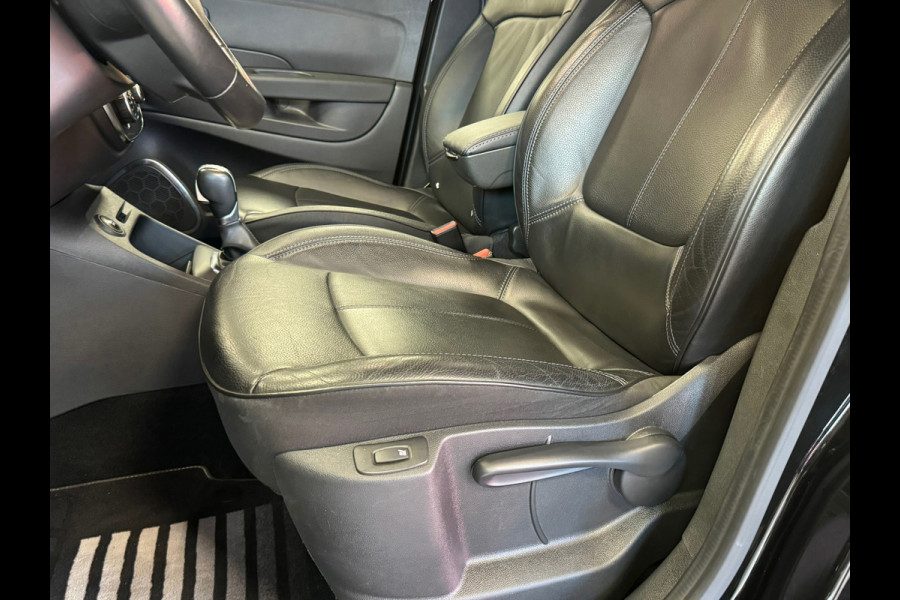 Renault Captur 1.3 TCe 155 Intens AUT. AIRCO CRUISE CAMERA NAVIGATIE PDC LEDER STOELVERWARMING