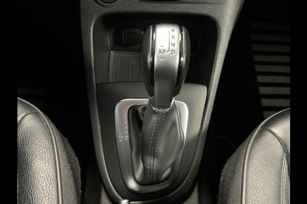 Renault Captur 1.3 TCe 155 Intens AUT. AIRCO CRUISE CAMERA NAVIGATIE PDC LEDER STOELVERWARMING