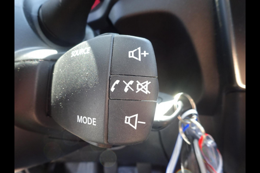 Renault Express 1.5 dCi 75 Comfort + AIRCO GROOT NAVI SCHERM SCHUIFDEUR CRUISE CONTROL