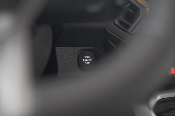 Dacia Bigster 1.8 Hybrid 155 Extreme | Trekhaak | Schuif-/Kanteldak | Camera | Adaptieve Cruise Control