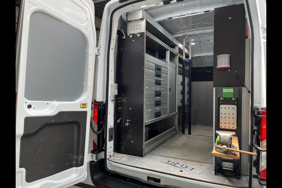 Ford Transit 350 Servicewagen Automaat 2.0 TDCI 170pk euro6 L3H3 BOTT Inrichting Victron v230 Trekhaak 2800KG RIJKLAARPRIJS!