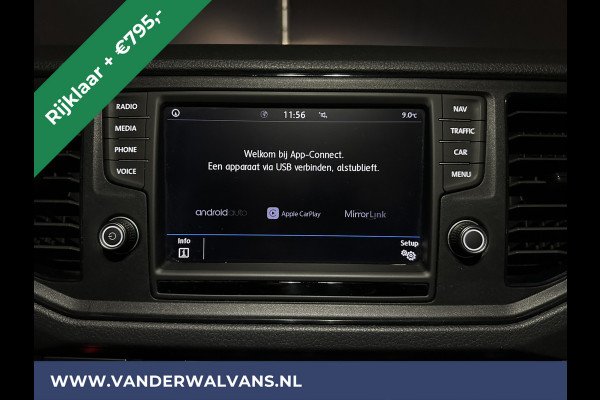 Volkswagen Crafter 2.0 TDI 140pk L3H3 L2H2 Euro6 *Rijklaar Direct Rijden* Airco | Navigatie | Apple Carplay | Android Auto | Cruisecontrol Bijrijdersbank, 3000kg trekvermogen, zilver