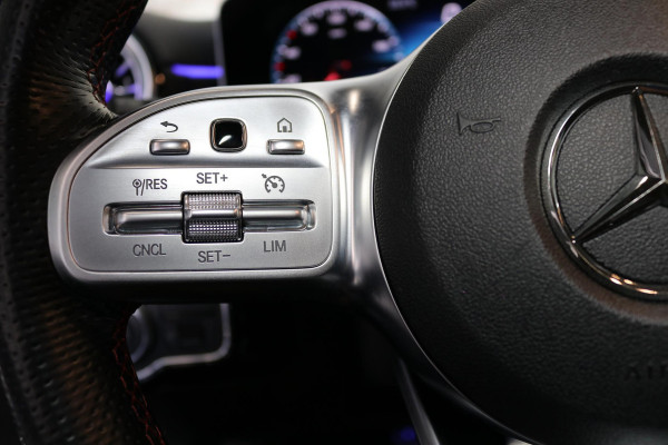 Mercedes-Benz A-Klasse 200 | AMG | MEMORY | PANO | CAMERA | SFEERVERLICHTING | MULTIBEAM LED |