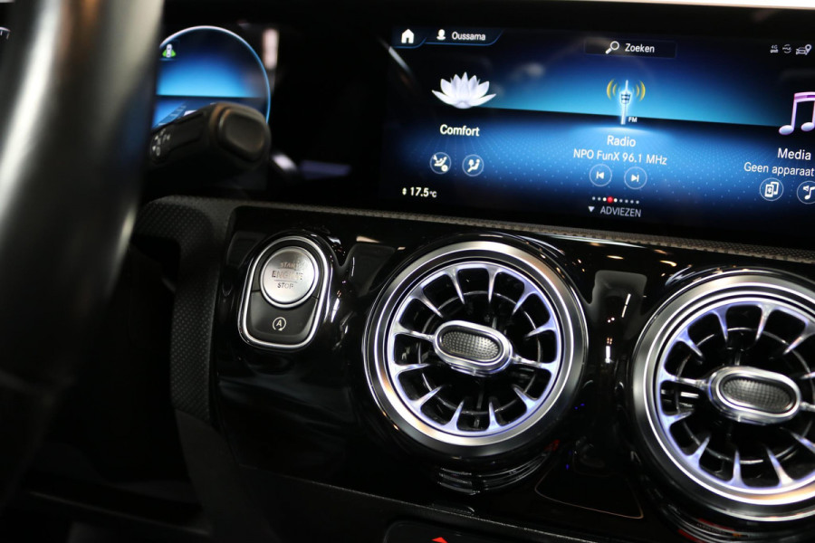 Mercedes-Benz A-Klasse 200 | AMG | MEMORY | PANO | CAMERA | SFEERVERLICHTING | MULTIBEAM LED |