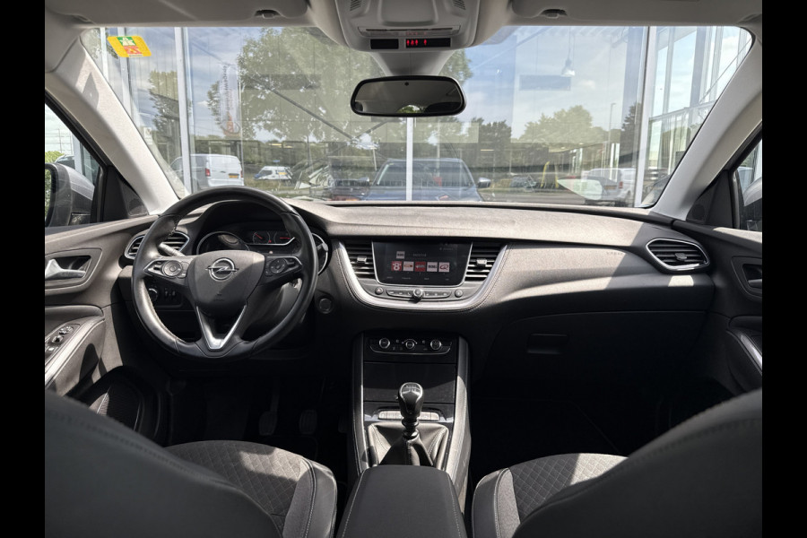 Opel Grandland X 1.2 Turbo Innovation | Dealer OH | Trekhaak | Keyless | PDC | Clima | Navi | Cruisec.