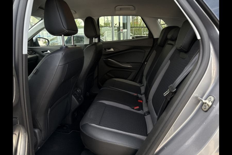 Opel Grandland X 1.2 Turbo Innovation | Dealer OH | Trekhaak | Keyless | PDC | Clima | Navi | Cruisec.
