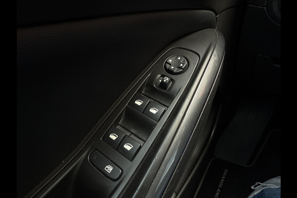 Opel Grandland X 1.2 Turbo Innovation | Dealer OH | Trekhaak | Keyless | PDC | Clima | Navi | Cruisec.