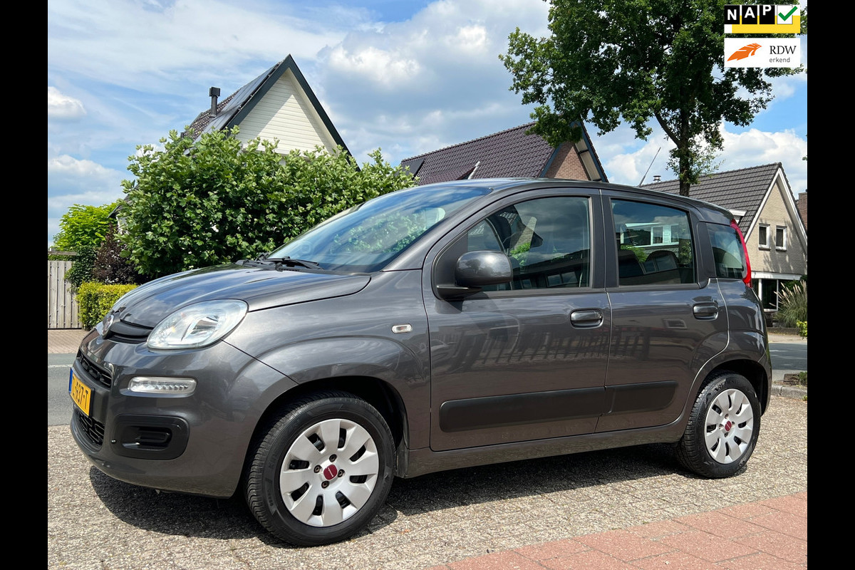 Fiat Panda 0.9 TwinAir Lounge AUTOMAAT 88.000 KM NAP ! Fiat Panda 0.9 TwinAir Lounge AUTOMAAT 88.000 KM NAP !