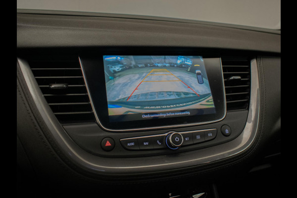 Opel Grandland X 1.2 Turbo Innovation Sport (APPLE CARPLAY,NAVI,LED,CRUISE,CLIMATE,SPORTSTOELEN,CAMERA,GETINT,NETTESTAAT)