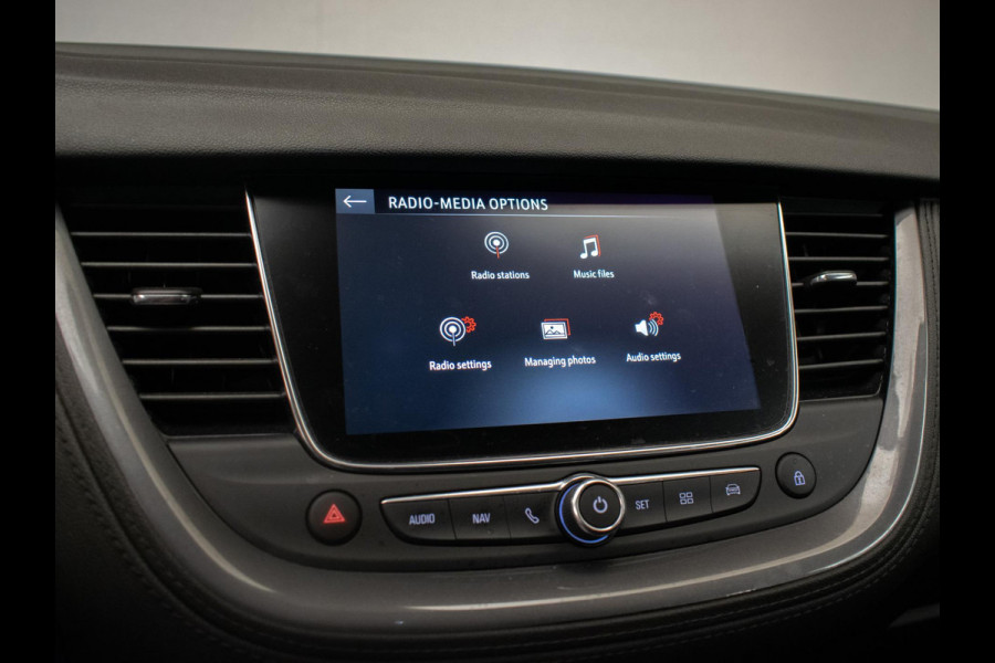 Opel Grandland X 1.2 Turbo Innovation Sport (APPLE CARPLAY,NAVI,LED,CRUISE,CLIMATE,SPORTSTOELEN,CAMERA,GETINT,NETTESTAAT)