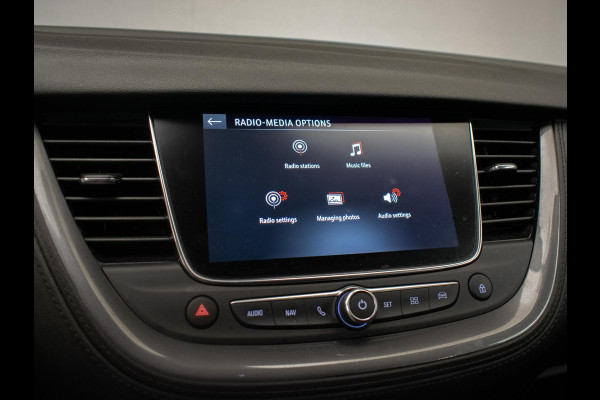 Opel Grandland X 1.2 Turbo Innovation Sport (APPLE CARPLAY,NAVI,LED,CRUISE,CLIMATE,SPORTSTOELEN,CAMERA,GETINT,NETTESTAAT)