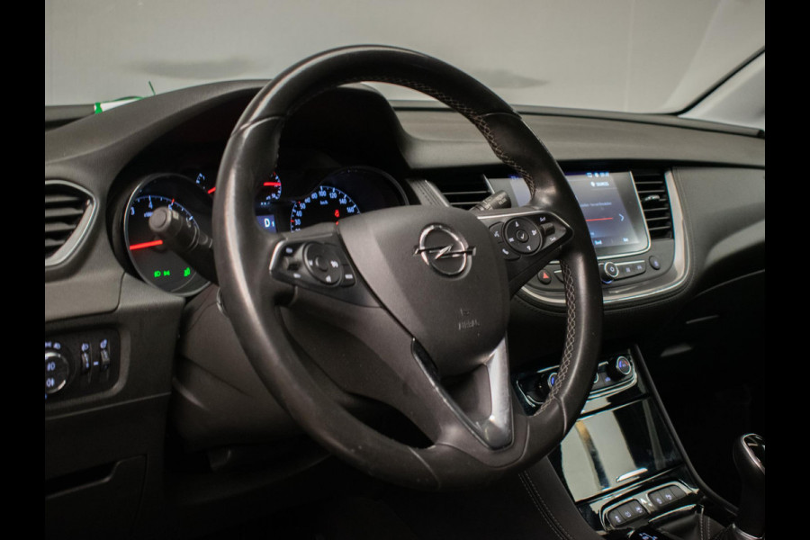 Opel Grandland X 1.2 Turbo Innovation Sport (APPLE CARPLAY,NAVI,LED,CRUISE,CLIMATE,SPORTSTOELEN,CAMERA,GETINT,NETTESTAAT)