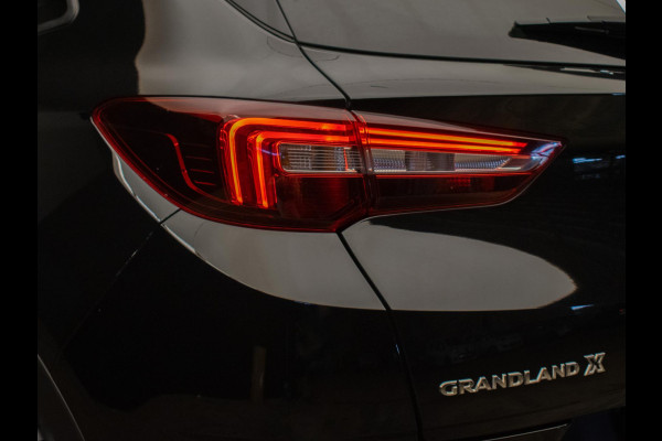 Opel Grandland X 1.2 Turbo Innovation Sport (APPLE CARPLAY,NAVI,LED,CRUISE,CLIMATE,SPORTSTOELEN,CAMERA,GETINT,NETTESTAAT)