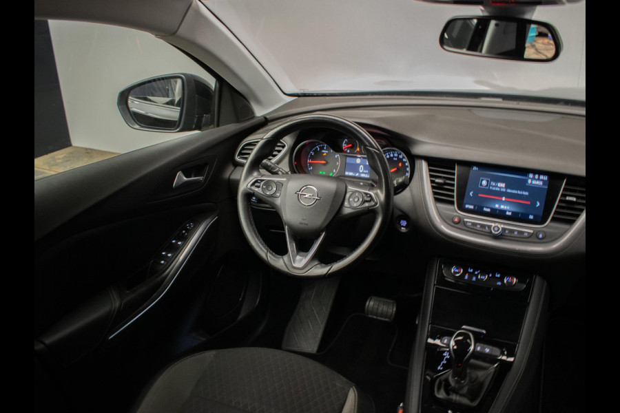 Opel Grandland X 1.2 Turbo Innovation Sport (APPLE CARPLAY,NAVI,LED,CRUISE,CLIMATE,SPORTSTOELEN,CAMERA,GETINT,NETTESTAAT)