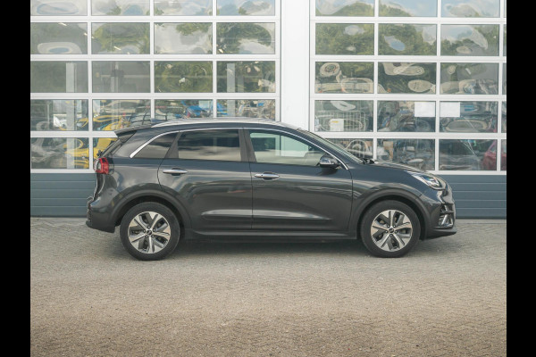 Kia e-Niro ExecutiveLine 64 kWh l Stoel verwarming en ventilatie  l lederen bekleding l