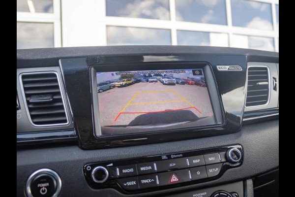Kia e-Niro ExecutiveLine 64 kWh l Stoel verwarming en ventilatie  l lederen bekleding l