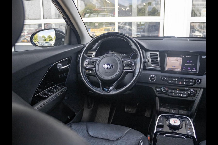 Kia e-Niro ExecutiveLine 64 kWh l Stoel verwarming en ventilatie  l lederen bekleding l