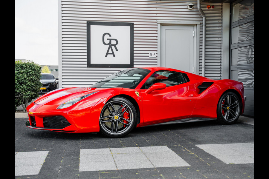 Ferrari 488 3.9 Spider HELE | FULL Carbon | Akrapovic | RACING SEATS |