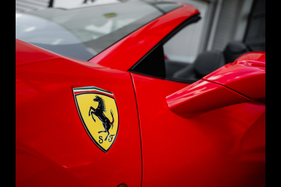 Ferrari 488 3.9 Spider HELE | FULL Carbon | Akrapovic | RACING SEATS |