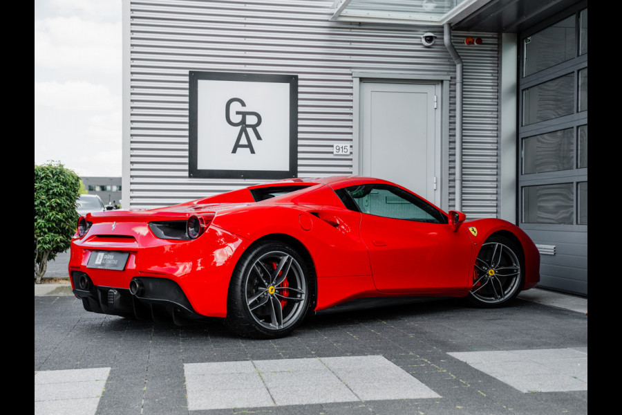 Ferrari 488 3.9 Spider HELE | FULL Carbon | Akrapovic | RACING SEATS |