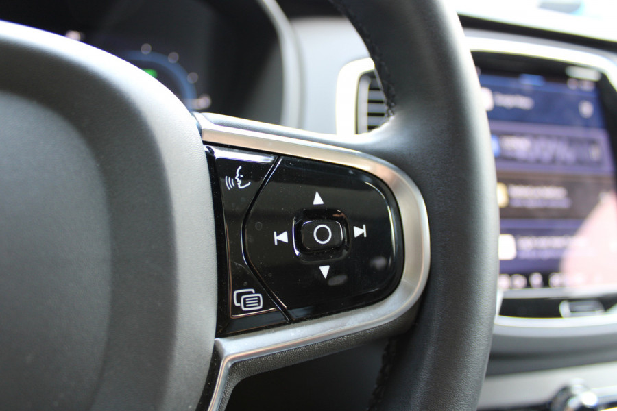 Volvo XC90 2.0 T8 Recharge AWD Plus Dark | Trekhaak | Panoramadak | 360 Camera