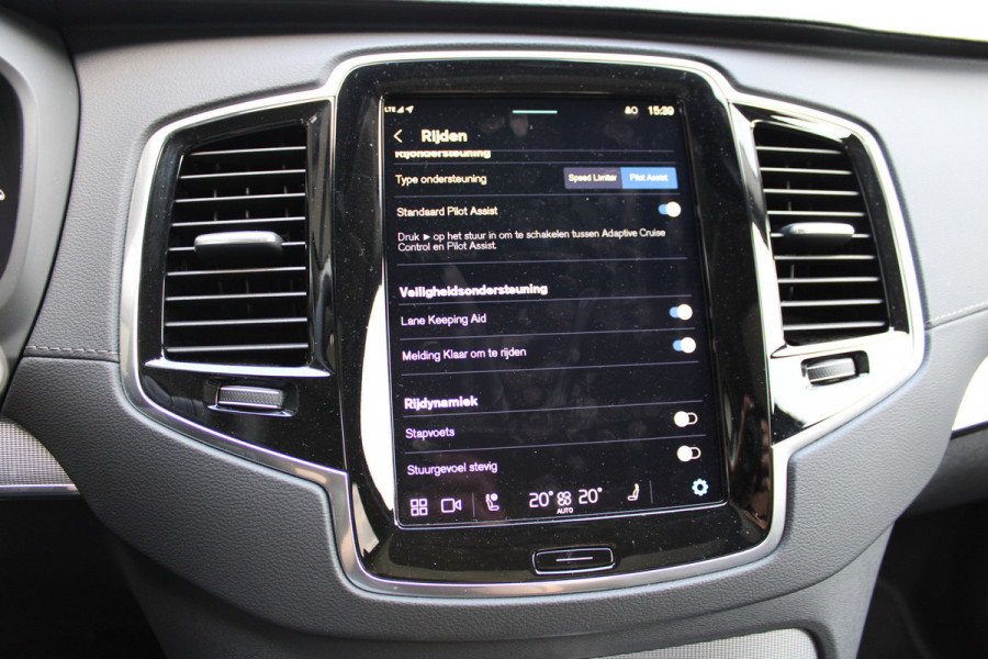 Volvo XC90 2.0 T8 Recharge AWD Plus Dark | Trekhaak | Panoramadak | 360 Camera