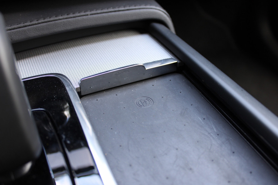 Volvo XC90 2.0 T8 Recharge AWD Plus Dark | Trekhaak | Panoramadak | 360 Camera