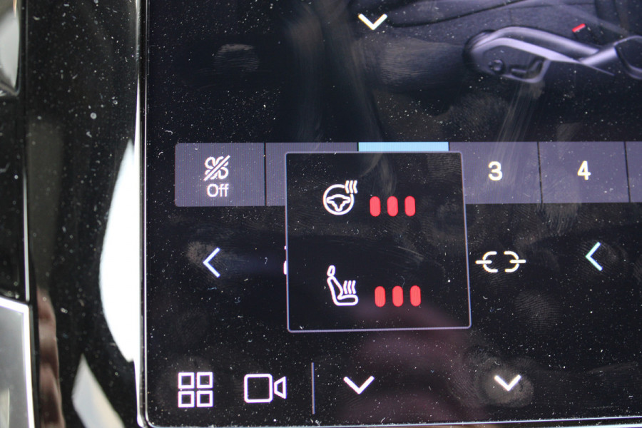 Volvo XC90 2.0 T8 Recharge AWD Plus Dark | Trekhaak | Panoramadak | 360 Camera