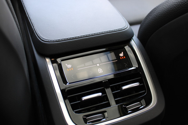 Volvo XC90 2.0 T8 Recharge AWD Plus Dark | Trekhaak | Panoramadak | 360 Camera