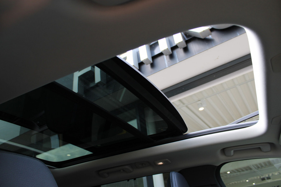 Volvo XC90 2.0 T8 Recharge AWD Plus Dark | Trekhaak | Panoramadak | 360 Camera