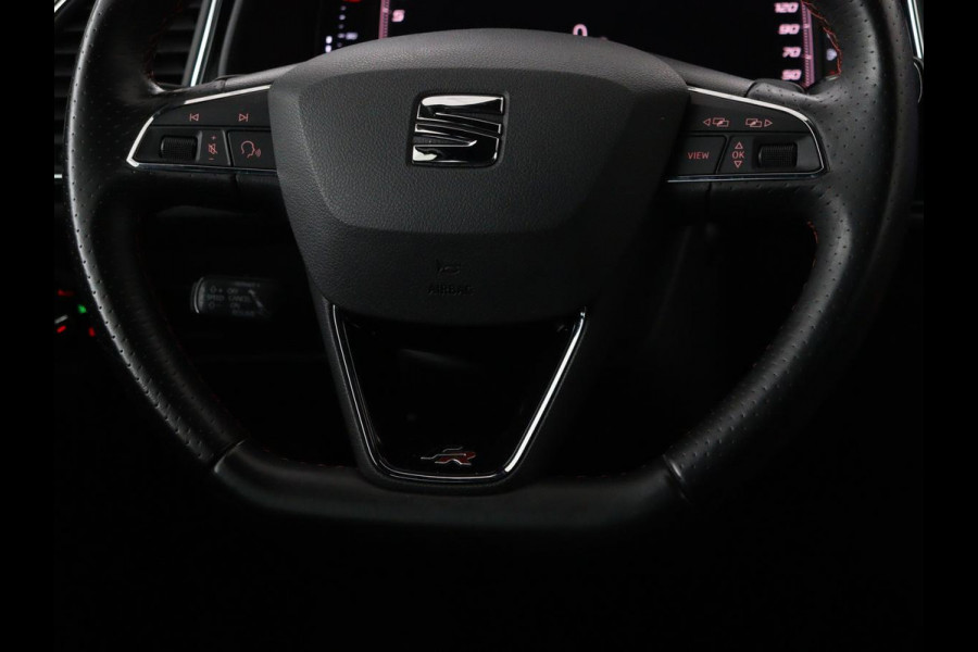 Seat Leon 1.5 TSI FR Ultimate Edition Black | Panoramadak | Stoelverwarming | Beats Audio | Virual Cockpit | Adaptive cruise | Full LED | Leder/Alcantara | Keyless | Navigatie | Sfeerverlichting