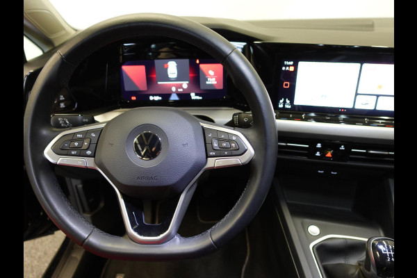Volkswagen GOLF Variant 1.5 TSI 131pk Life Navigatie Apple Carplay/Android auto Climate Control Parkeersensoren Adaptive Cruise Control Stoel- en stuurverwarming Ledverlichting