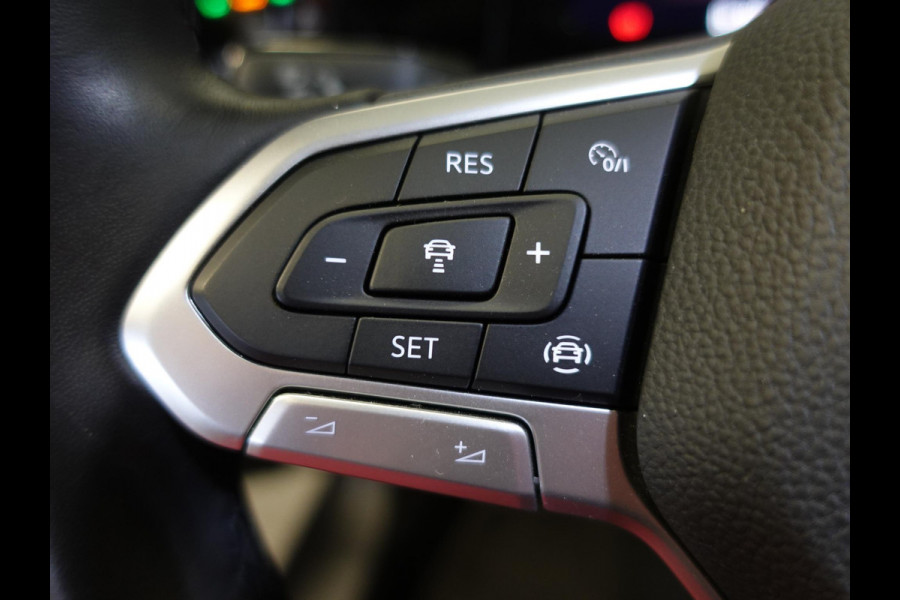 Volkswagen GOLF Variant 1.5 TSI 131pk Life Navigatie Apple Carplay/Android auto Climate Control Parkeersensoren Adaptive Cruise Control Stoel- en stuurverwarming Ledverlichting