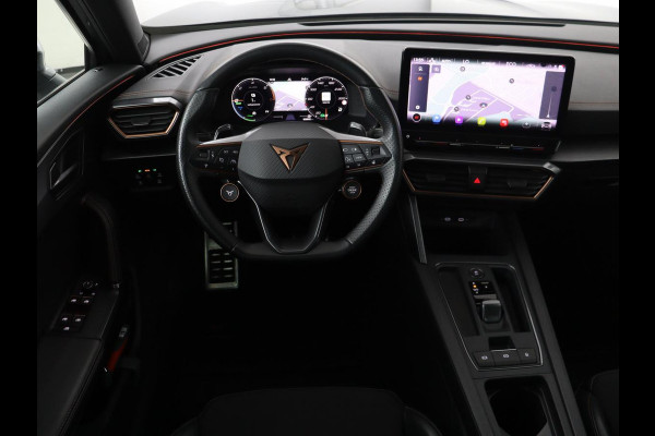 CUPRA Formentor 1.4 e-Hybrid VZ Performance | 245 PK | Stoel & stuurverwarming | Adaptive cruise | Camera | Carplay | Sfeerverlichting | Keyless | Navigatie | Sportstoelen | Full LED | PHEV