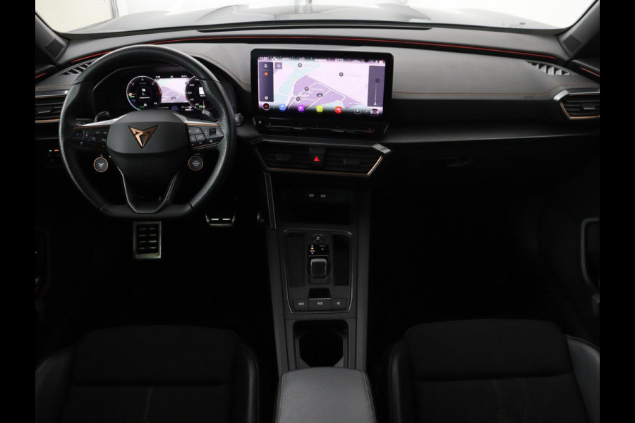 CUPRA Formentor 1.4 e-Hybrid VZ Performance | 245 PK | Stoel & stuurverwarming | Adaptive cruise | Camera | Carplay | Sfeerverlichting | Keyless | Navigatie | Sportstoelen | Full LED | PHEV