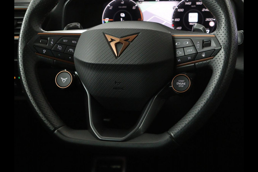 CUPRA Formentor 1.4 e-Hybrid VZ Performance | 245 PK | Stoel & stuurverwarming | Adaptive cruise | Camera | Carplay | Sfeerverlichting | Keyless | Navigatie | Sportstoelen | Full LED | PHEV