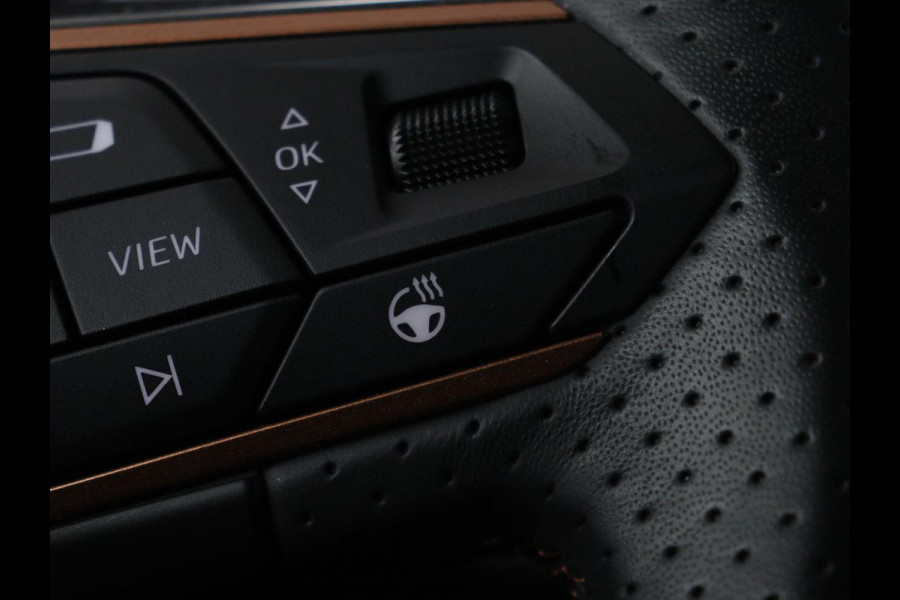 CUPRA Formentor 1.4 e-Hybrid VZ Performance | 245 PK | Stoel & stuurverwarming | Adaptive cruise | Camera | Carplay | Sfeerverlichting | Keyless | Navigatie | Sportstoelen | Full LED | PHEV