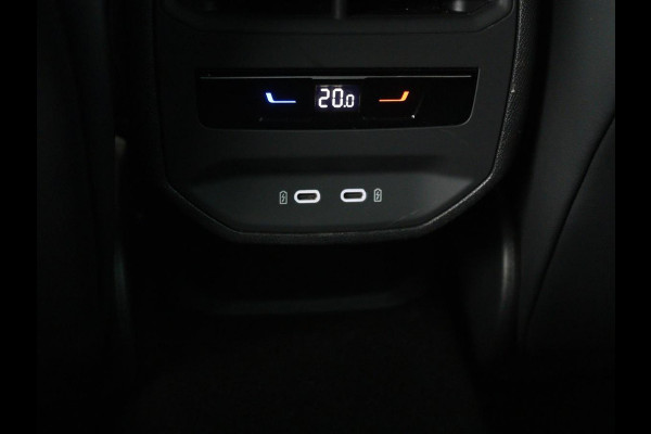 CUPRA Formentor 1.4 e-Hybrid VZ Performance | 245 PK | Stoel & stuurverwarming | Adaptive cruise | Camera | Carplay | Sfeerverlichting | Keyless | Navigatie | Sportstoelen | Full LED | PHEV